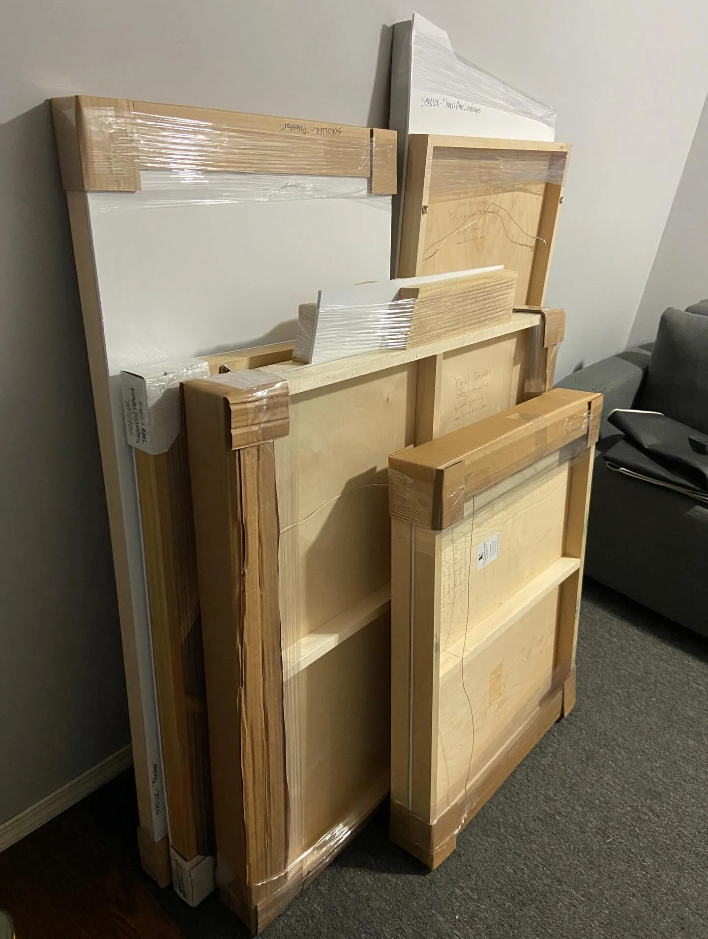 First load of paintings delivered to @harcourt_house for my solo show that opens Friday March 13th (7-9pm reception). If you are in the Edmonton area, I hope to see you there!

#lorisokolukart #edmontonartscene #artexhibition #studio28artist