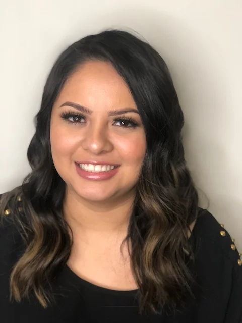 Kat Pinon, Hairdresser & Makeup Artist Kat is our newest talent. She is young but motivated and ready to grow with us. Besides her passion for hair she also enjoys doing makeup looks. She loves to do all kinds of makeup, whether glam or natural, and enjoys doing makeup for special occasions, such as weddings or proms. She has been assisting Mary for the last year to learn all the tricks of the trade.