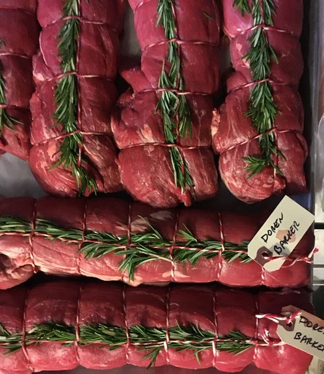 It&rsquo;s the most #Wonderful (and busiest!) time of the year at @electriccitybutcher! 🔪
They&rsquo;re even open on a #Monday!
🐑🐖🐂