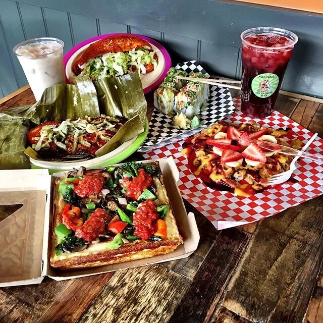 Fun little #VeganFood shoot to welcome some new tenants to @4thStreetMarket yesterday!
🤤🍕🥗