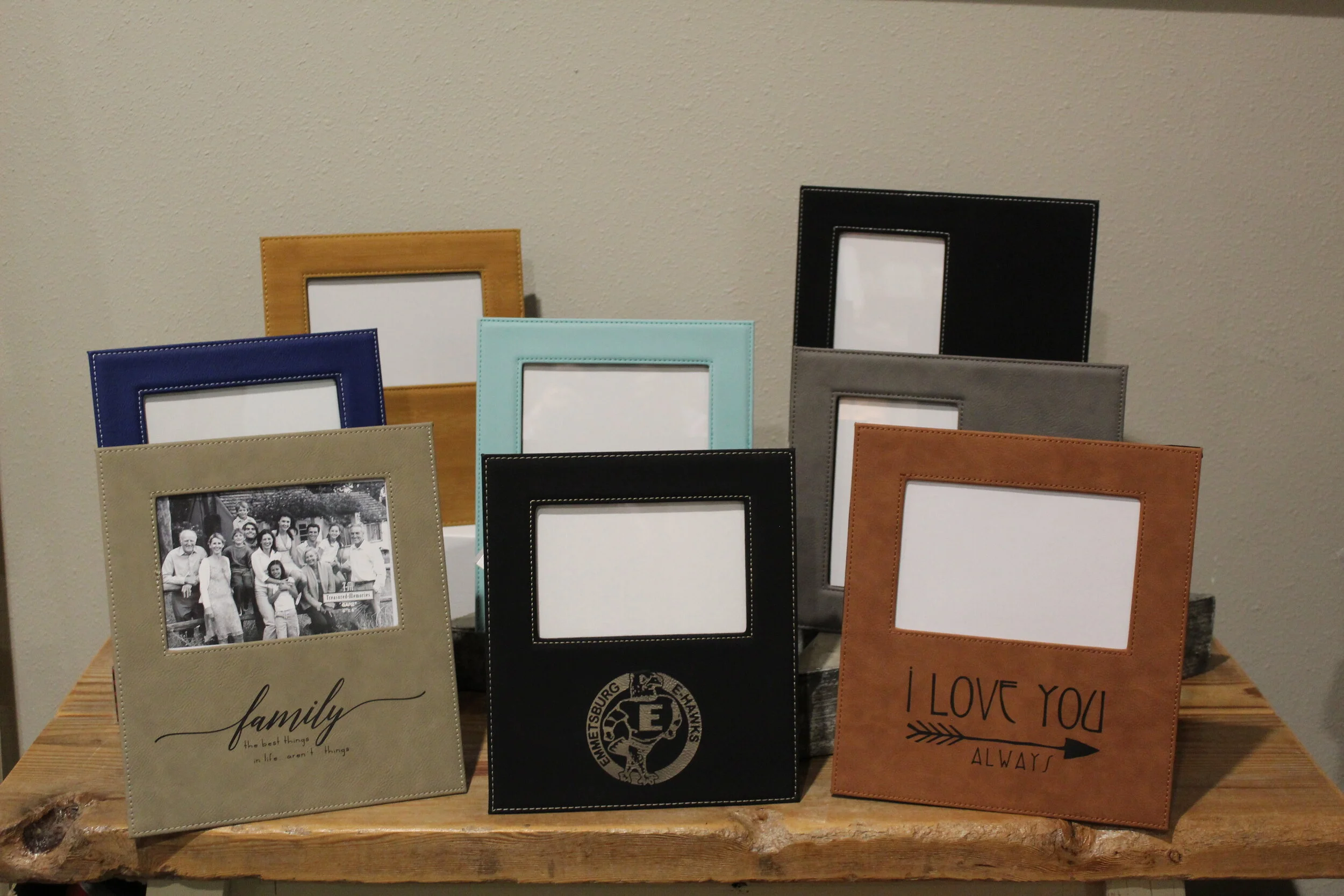 Leatherette Photo Frame w/Engraving Space