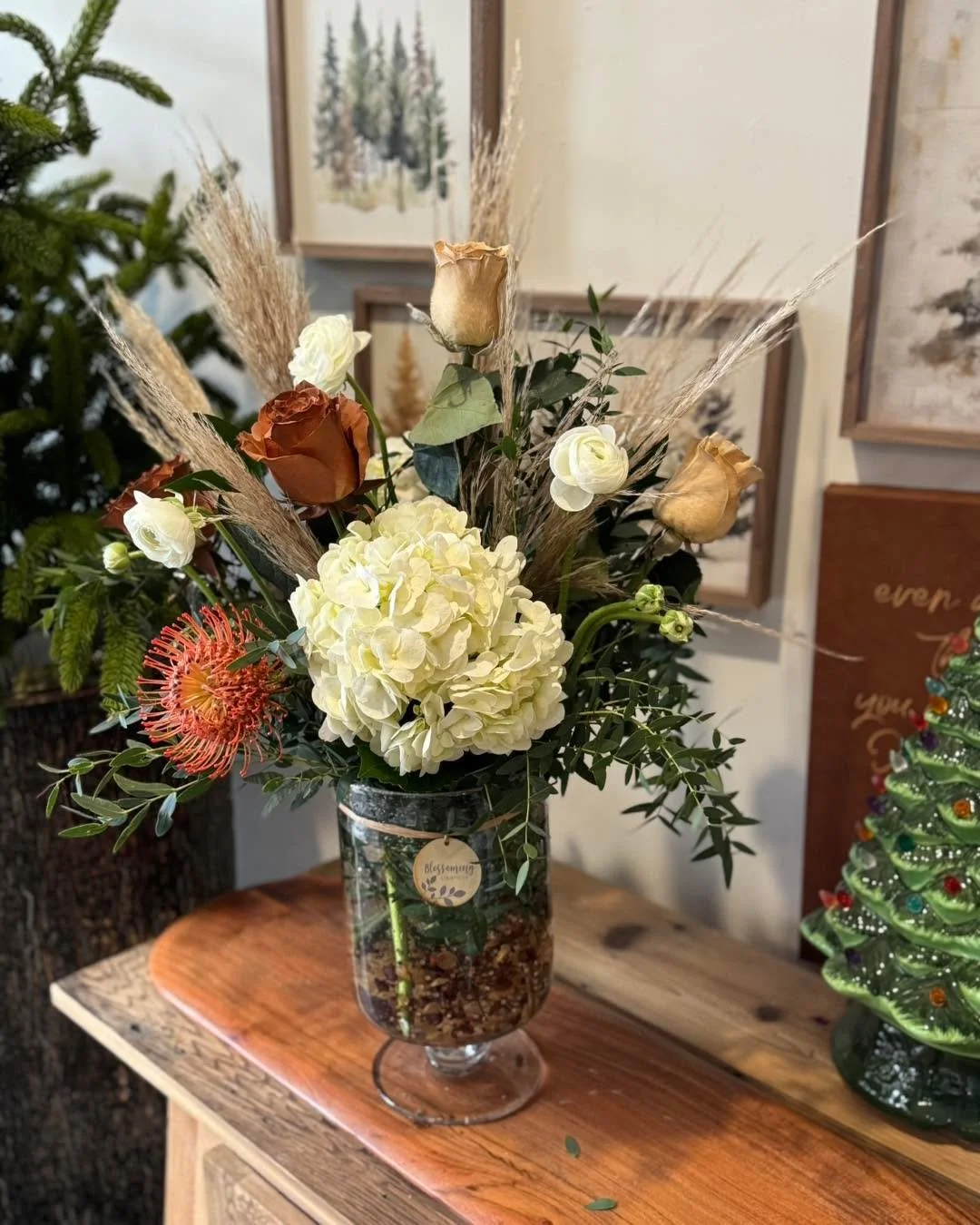 Our Thanksgiving florals are anything but ordinary&mdash;rich colors, creative textures, and statement styles made to impress every guest. 🦃🌼 Blossoming Creations In  downtown Emmetsburg for all of your holiday florals.