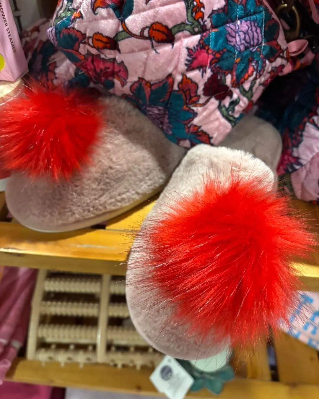 These slippers!🥰 Grab a gift certificate for a pedicure from your favorite salon and we can tuck it in these and you will have one happy lady. ❤️