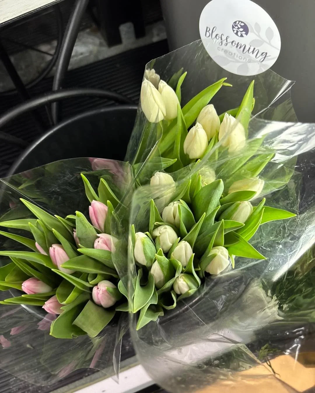 The perfect grab and go for your office desk, table or to drop to a friend. 💐Blossoming Creations, Emmetsburg