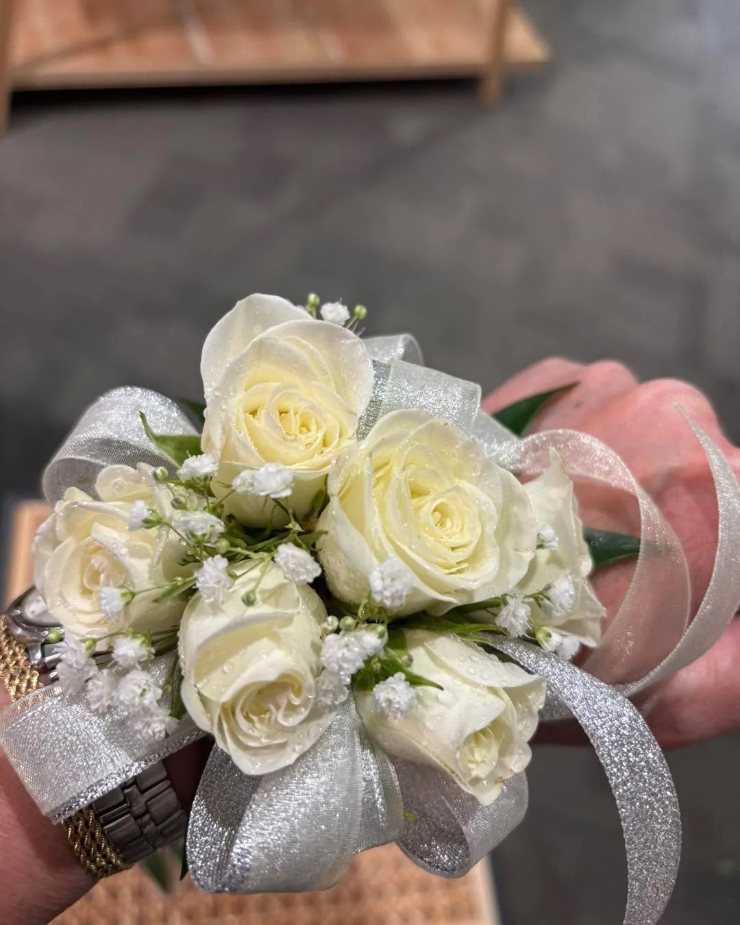 We had several that loved the creme roses&hellip;each had their own individual look!  It&rsquo;s PROM season and we love helping you with your PROM floral needs.  Thank you to the many students from GTRA that shopped Blossoming Creations! 
Area schoo