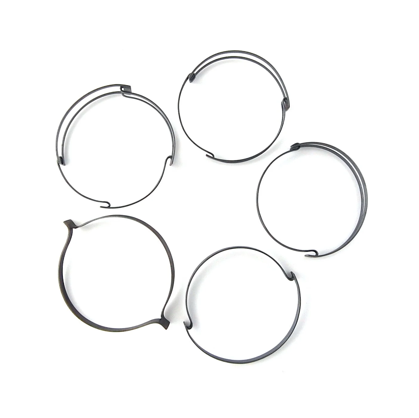   Less and more, U and Split bangles, in progress. 2018. Artist photo.  