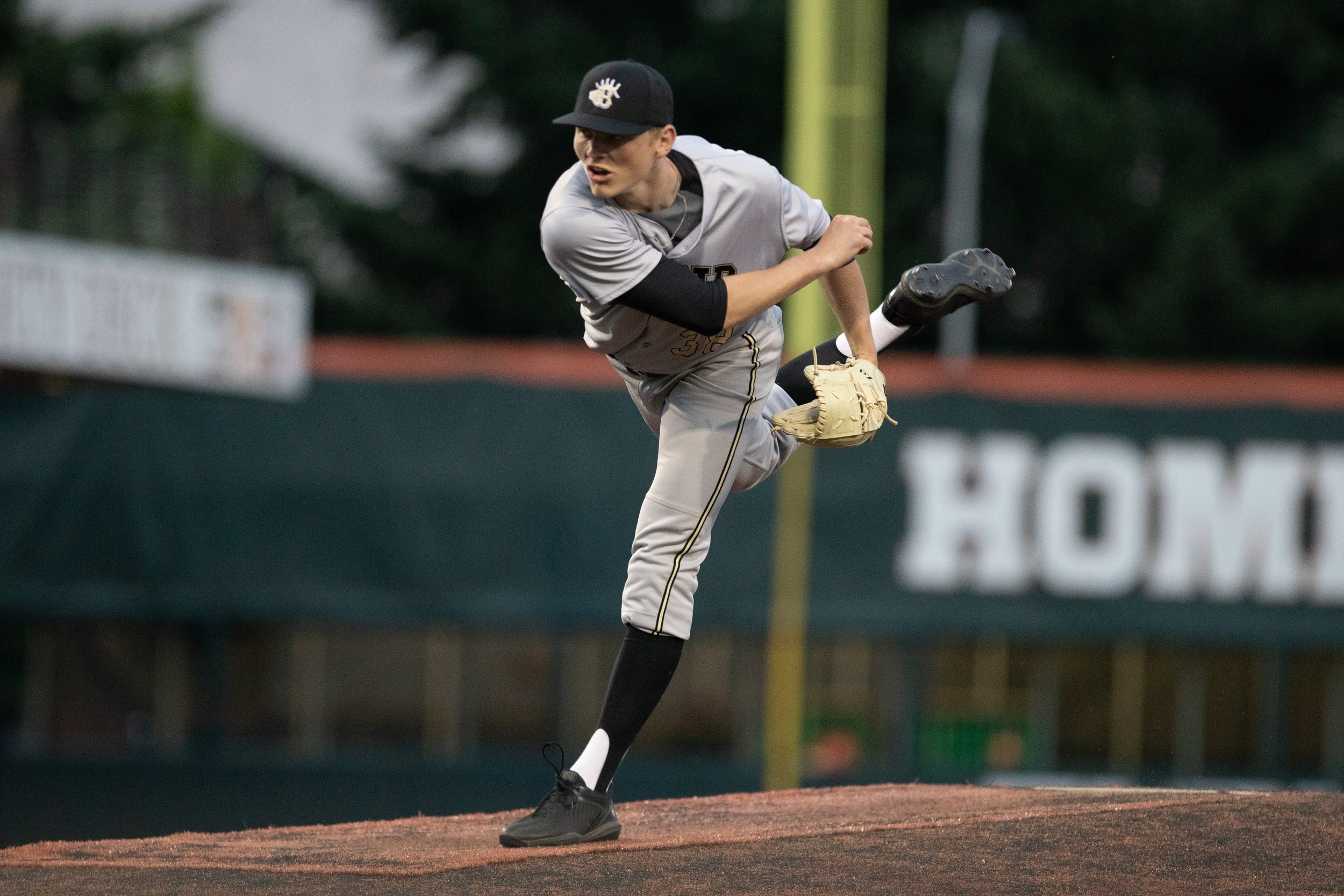 Elks Pitchers Cut Up Pickles to Earn First Win of Second Half — Bend Elks Baseball Club