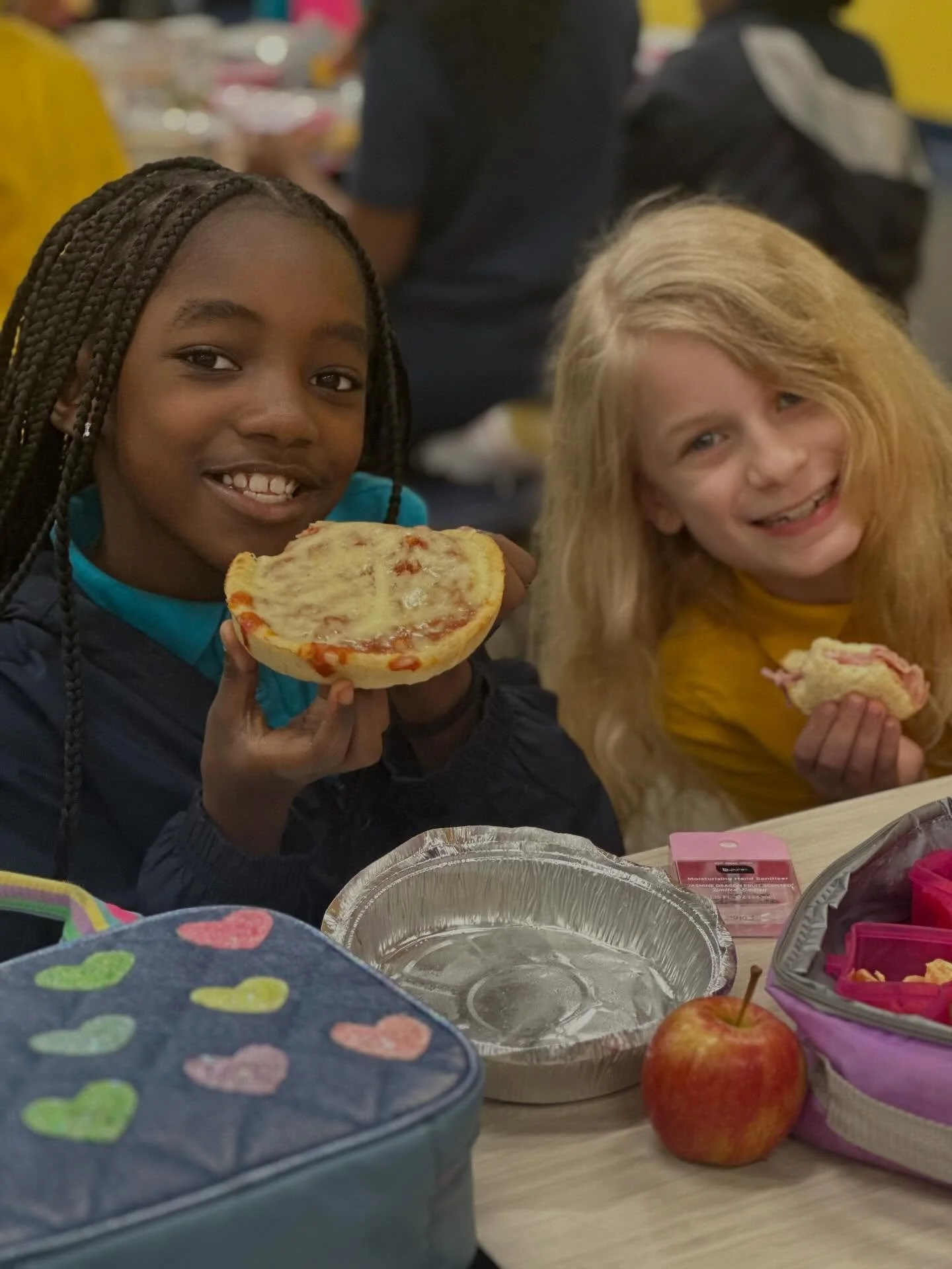✨ Pizza Day at DBA was a hit!Smiles, full bellies, and not a crumb left behind 😄Huge thank you to our Student Advisory Council for advocating for expanded lunch options and to our partners at Mealspro for making it happen!

#WhereBrillianceBegins #D