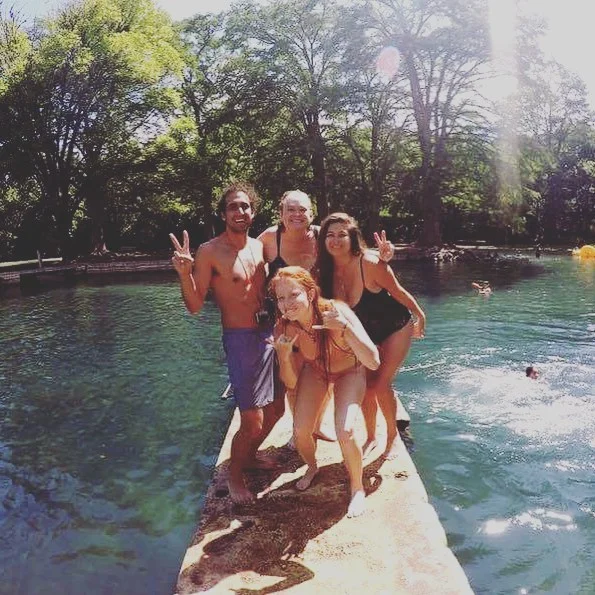 Our crew + @the_austinot crew! #sanmarcos #smtx #sanmarcosriver #sanmarvelous #tx #txst #snorkel #snorkeltx #austin