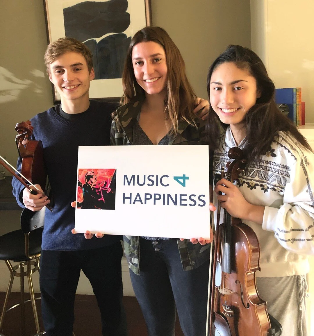Music4Happiness volunteers (Eva, Corbin and Adrianna) set up, greet guests, and perform music for guests attending book event to raise funds and awareness for homeless families.⁠
⁠
#music4happiness #volunteer #music #givingback⁠
⁠
https://music4happi