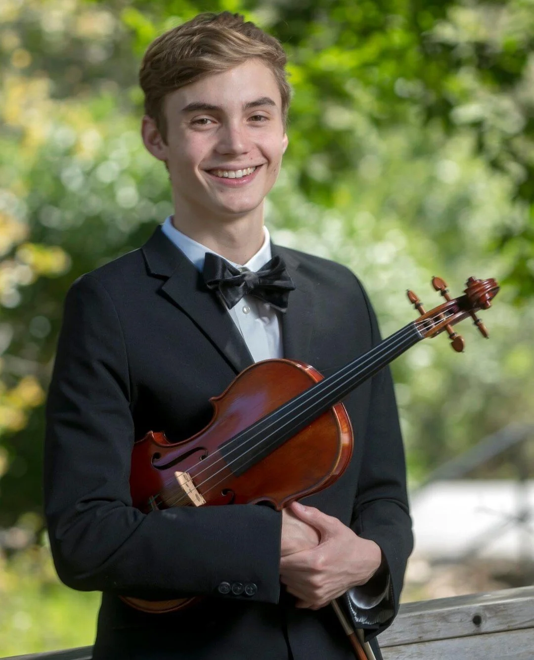 Corbin is the Music Chest Competition Winner - 17 Years Old⁠
⁠
#violin #winner #competitionwinner #competition #music4happiness #musicchest #marinmusic #honored