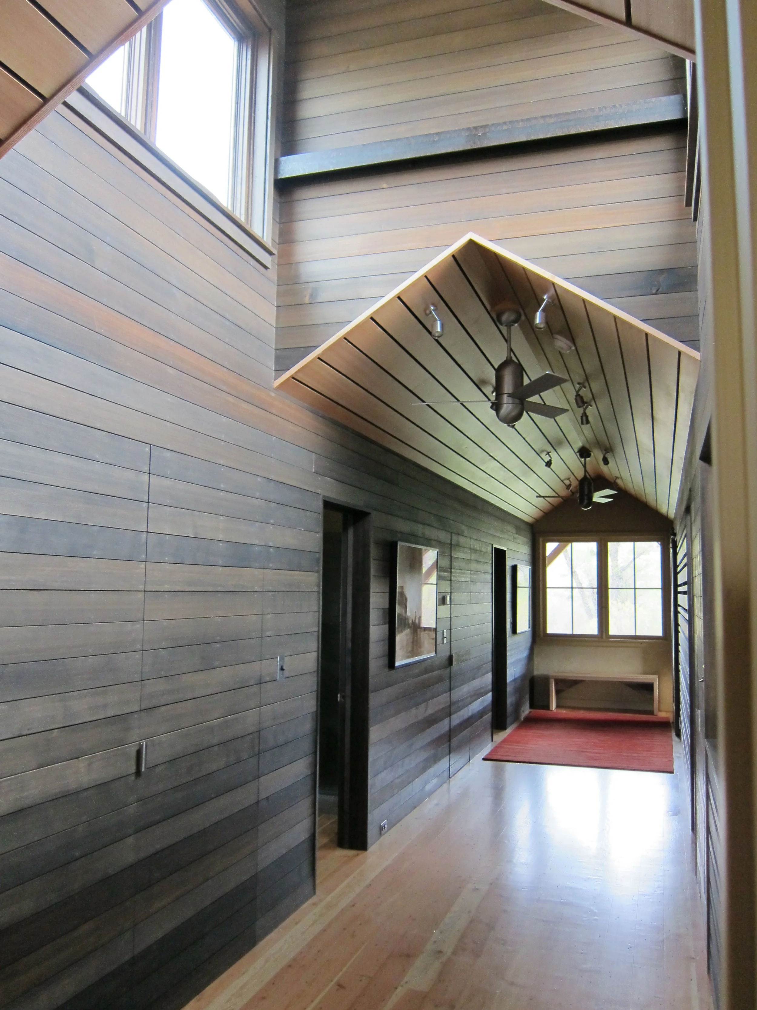 AVIS GR_PROGRESS_2012_0518_128_LB_CH_upper hall.JPG