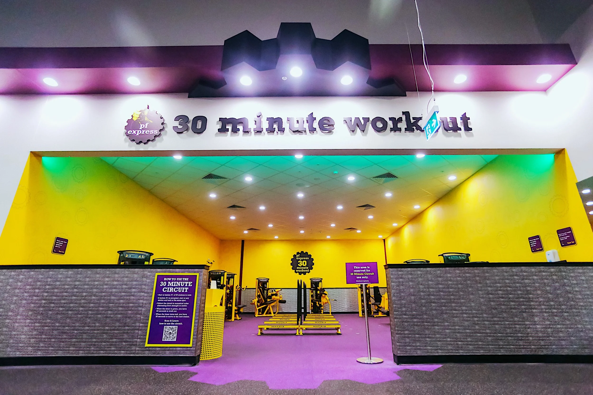 Planet Fitness Penrith_Joinery.jpg