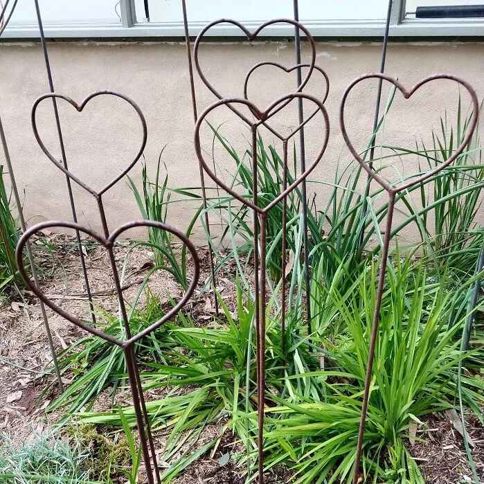 Heart Garden Stakes, set of 5 by Mel RayskiMati — Nillumbik Artists