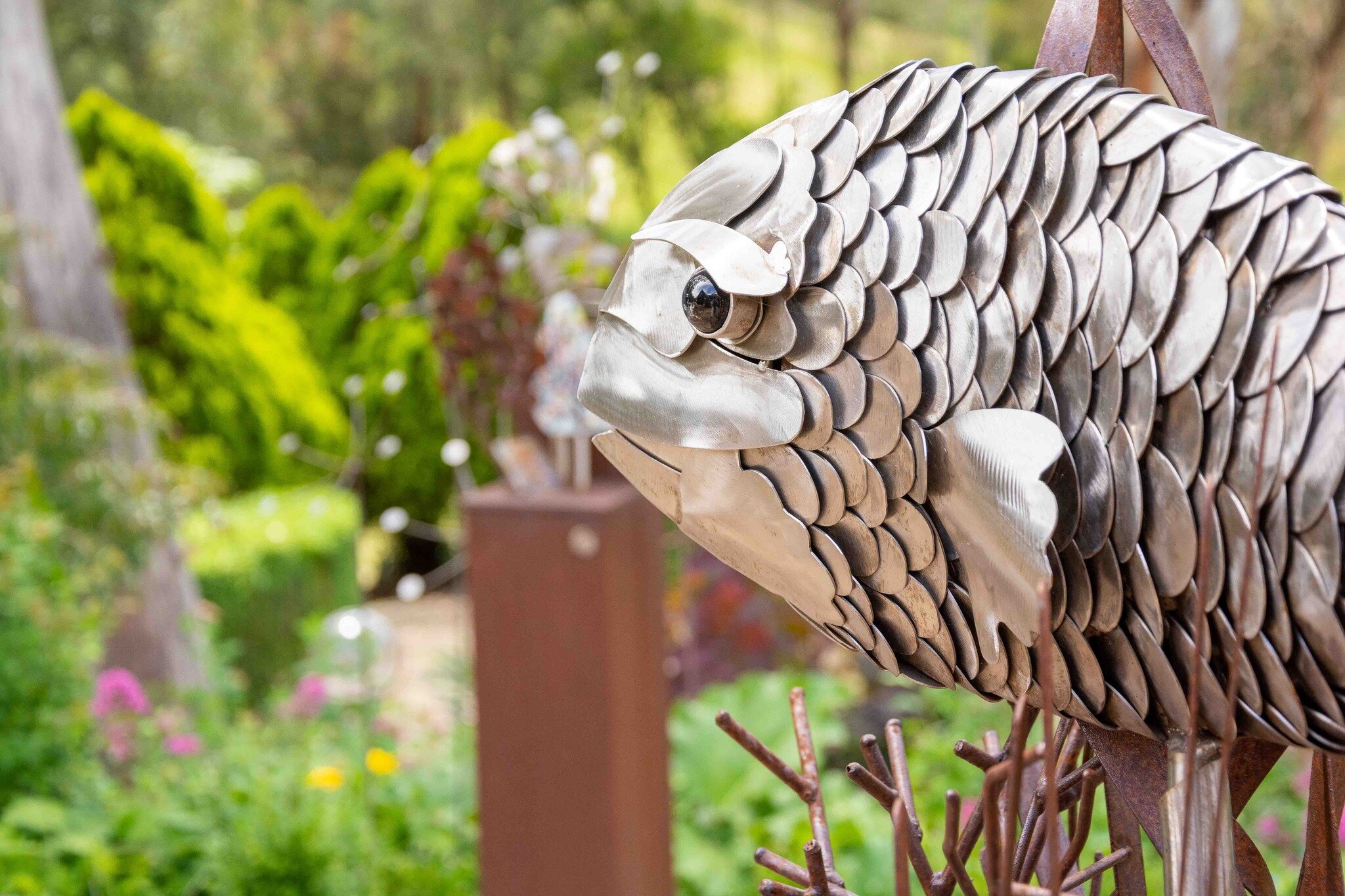 Melissa Thomas
Zone C &mdash; 03 &mdash; Sculpture
Melissa is predominately a metal sculptures who also loves to paint with oils and create unique pieces using glass and ceramic paints. Her studio is situated in a garden valley and is a must see this