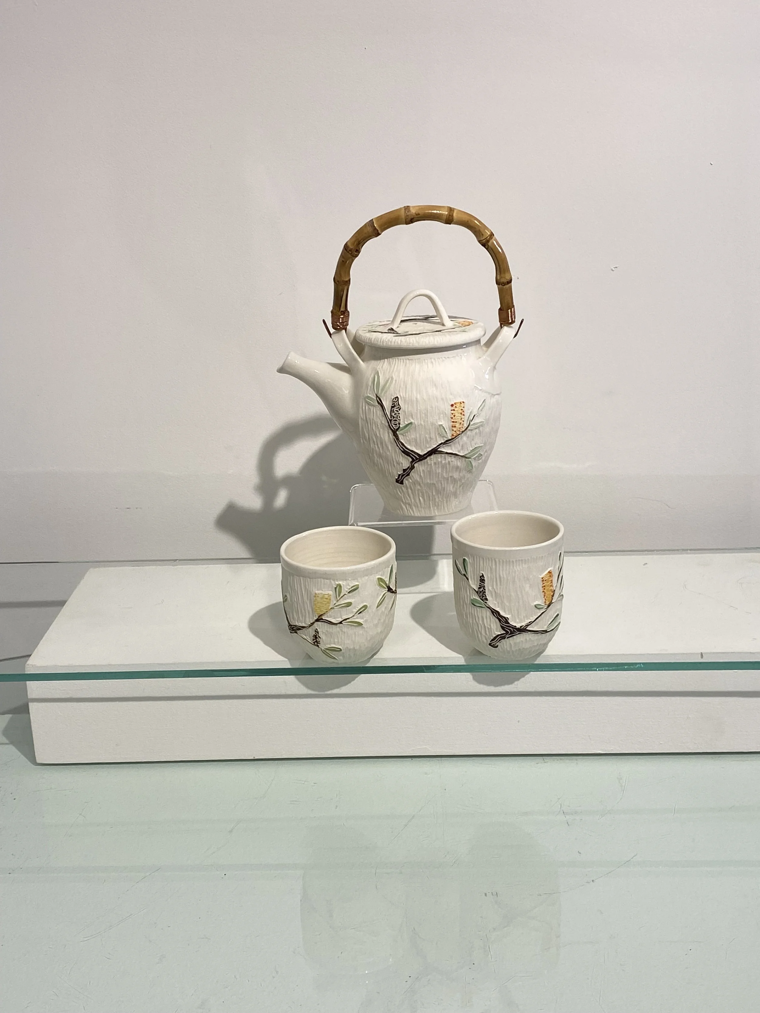 Banksia Tea Pot by Sharon Edwards