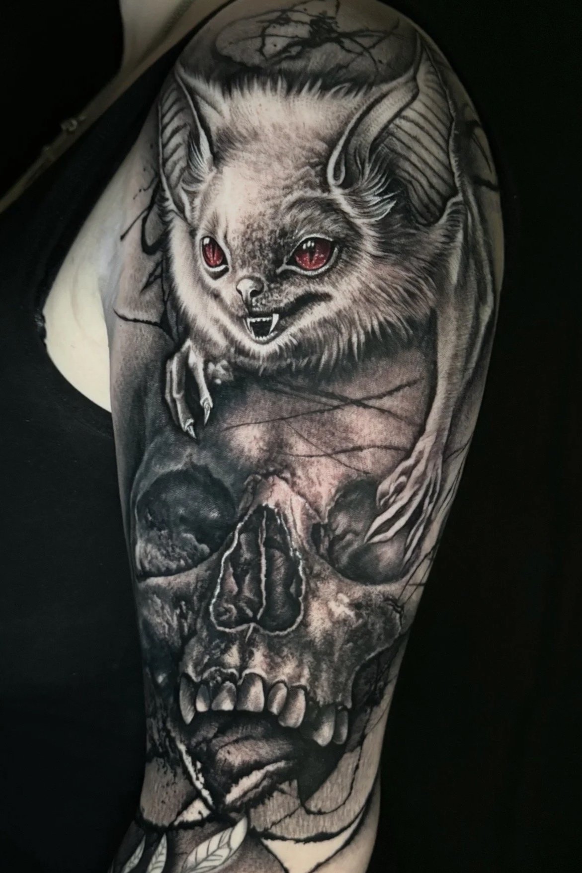 Horror Tattoo Fledermaus Arm