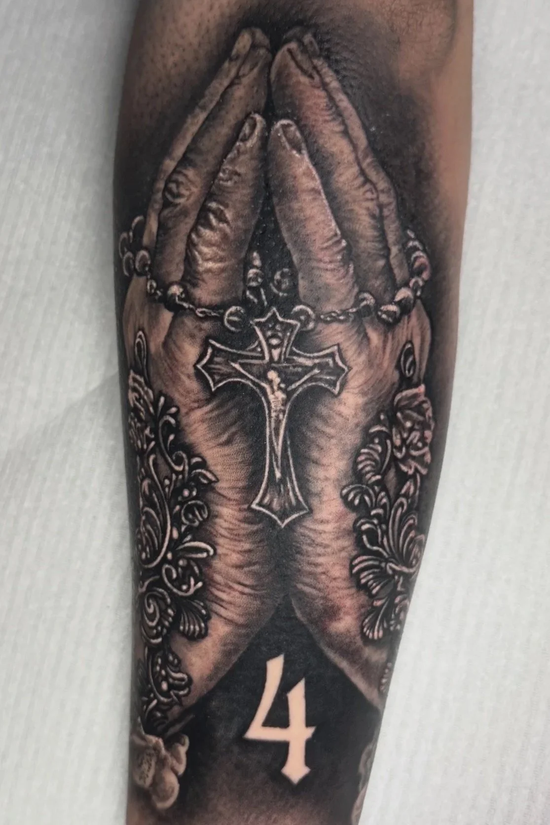 Betende Hände Tattoo