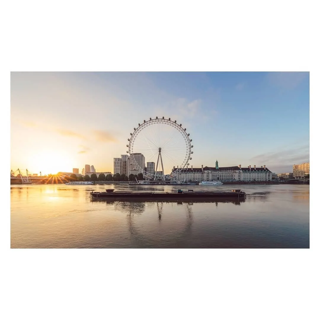 Morning reflections across the Thames feat.the infamous 🎡

Took this snap back in June, catching a 4:50am sunrise 😯. More than worth it, but still pursuing the day of crystal glass water and no barge in the way

✂️--------------------------------

