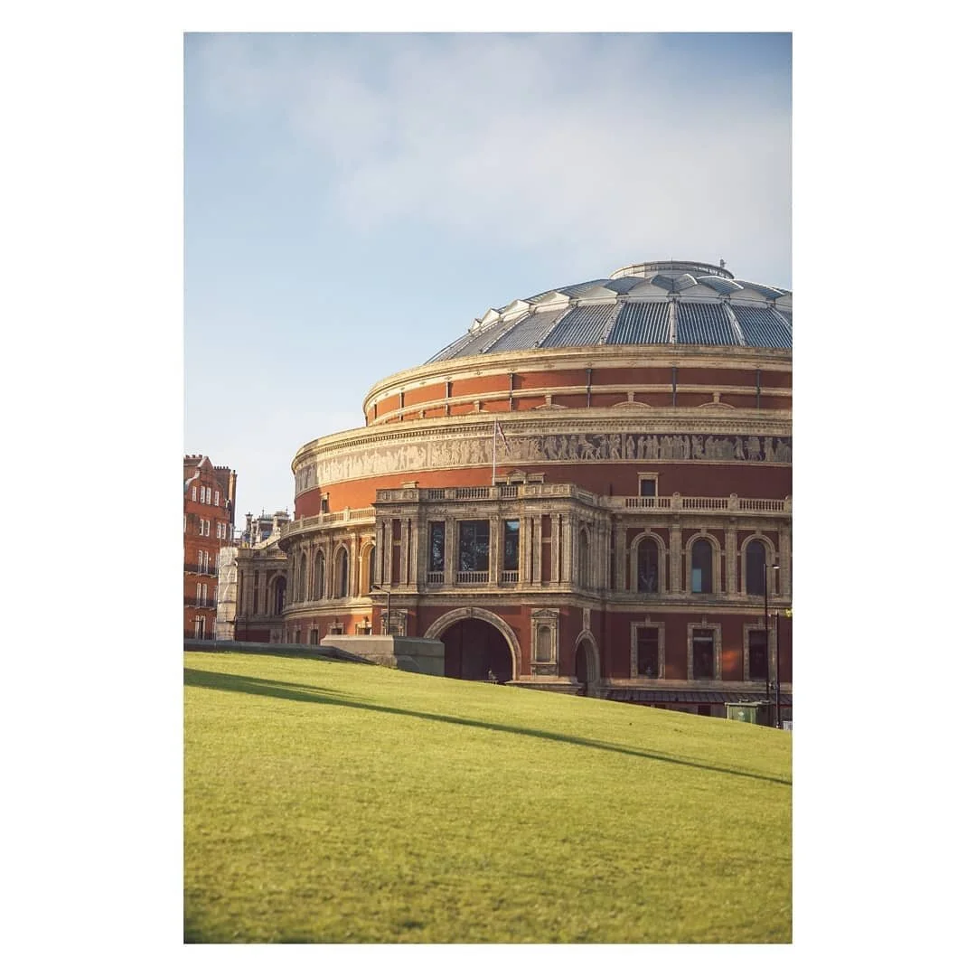 All this cycling 🚴 giving new perspectives of London 🏙️✌️

✂️--------------------------------

#royalalberthall #londonist #london_city_photo #londonarchitecture #londonvibes #londonview