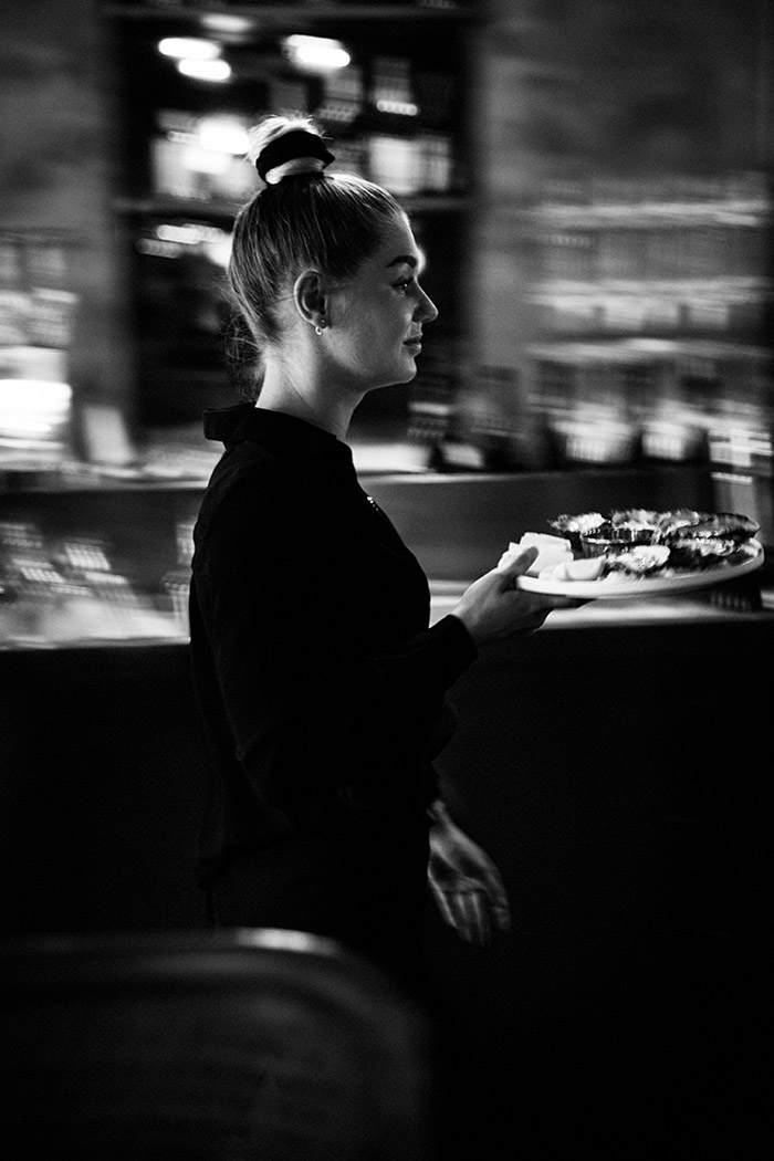 ba3-restaurant-servering-byOSLO.jpg