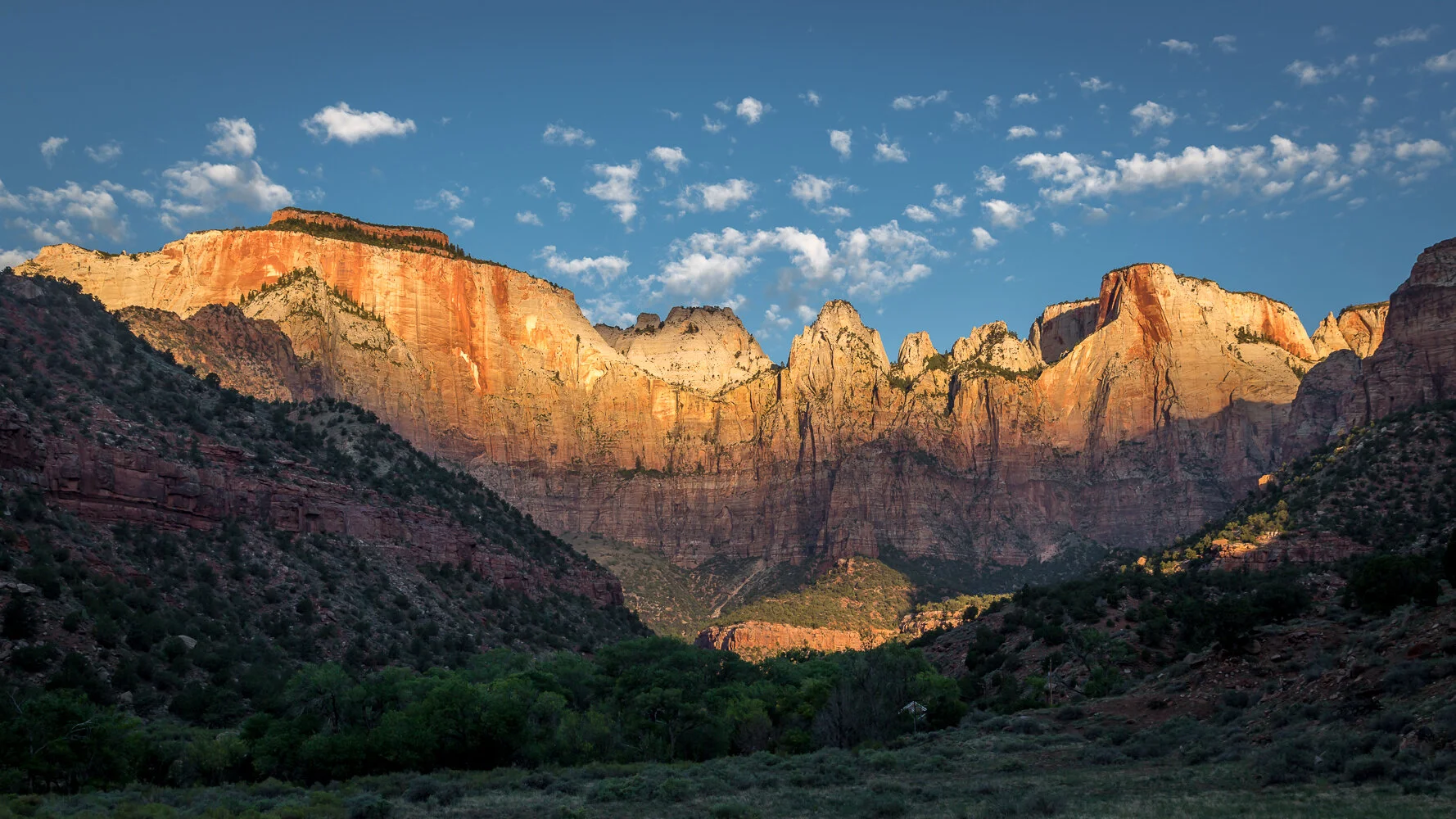 West Temple, Sundial and Altar of Sacrifice peaks