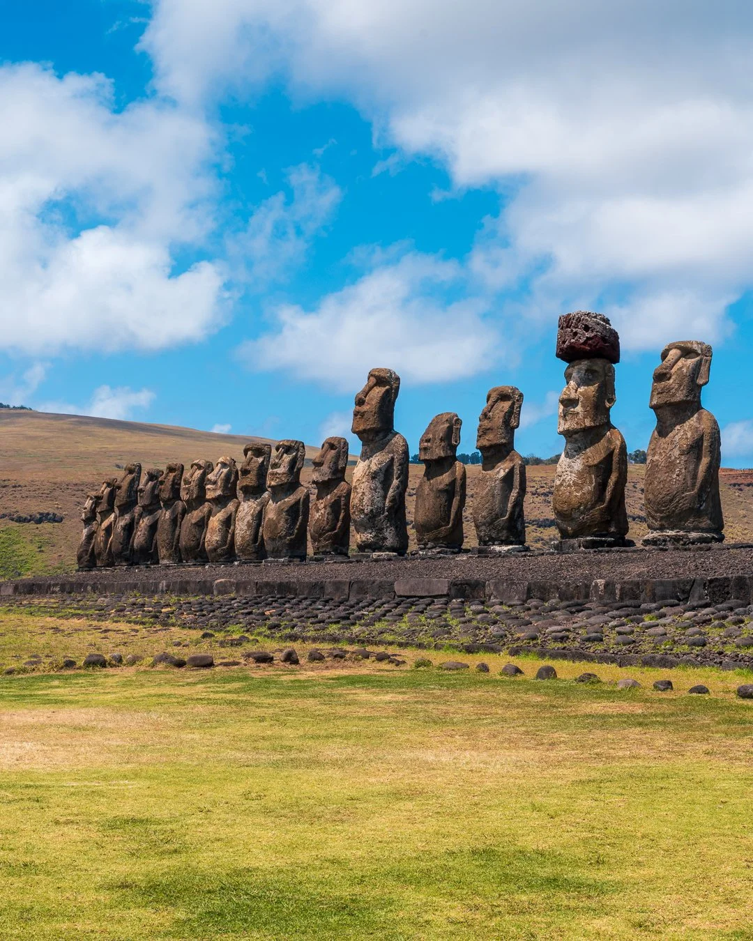 Mystical Moments on Easter Island &ndash; Walking Among the Moai. #easterisland 
#rapanui #isladepascua #chile🇨🇱 #southamerica #bocklet
#iveco
#ivecocampervans 
#ivecodaily4x4
#daily4x4
#customcamper
#overland
#overlander
#offroad
#outdoor
#roadtri