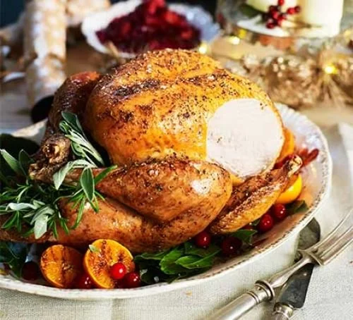 PERFECT CHRISTMAS DINNER SATURDAY 4TH DECEMBER 2027 10.00 - 17.00 DEMO £29 / FULL DAY £129 MEAT OR VEGETARIAN OPTIONS