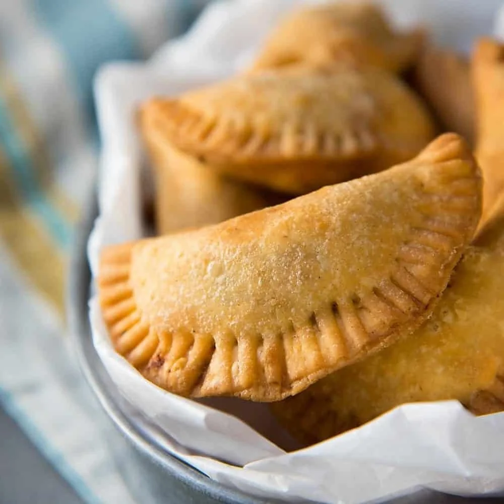 SRI LANKAN COOKERY FULL DAY THURSDAY 25TH NOVEMBER 2027 10.00 - 17.00. DEMO £29 / FULL DAY £129