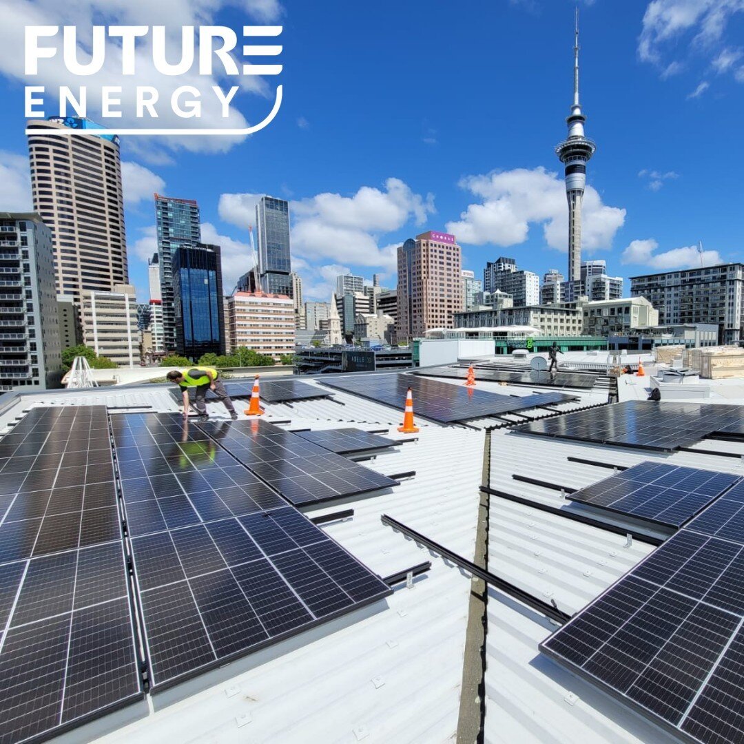 The views of Auckland looking even better with these sleek solar panels! Sustainable energy has never looked better 😎