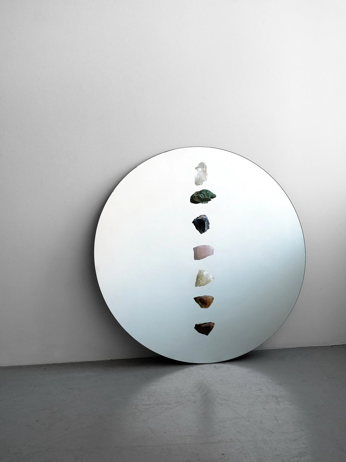 This mirror is 110cm. It has a scratch on it therefore I sell it half price. Only to pick up at the studio in Copenhagen 🧡❤️💜💙🩵🤍 &euro;870
Anne Nowak&rsquo;s Crystal Mirrors are unique, one-of-a-kind artworks where real crystals are carefully pl