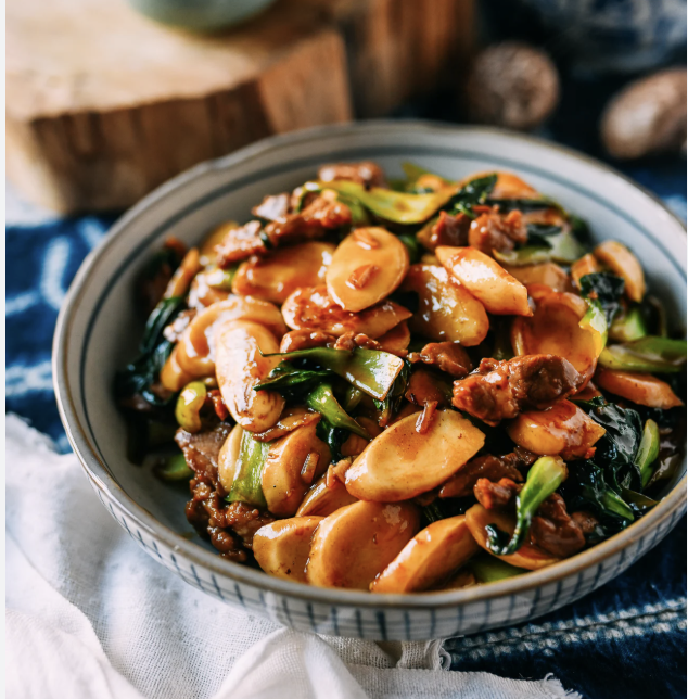 Taiwanese Stir-Fried Rice Cakes and Green Onion Pancake Recipe