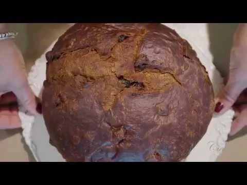 Preparation of traditional Panettone