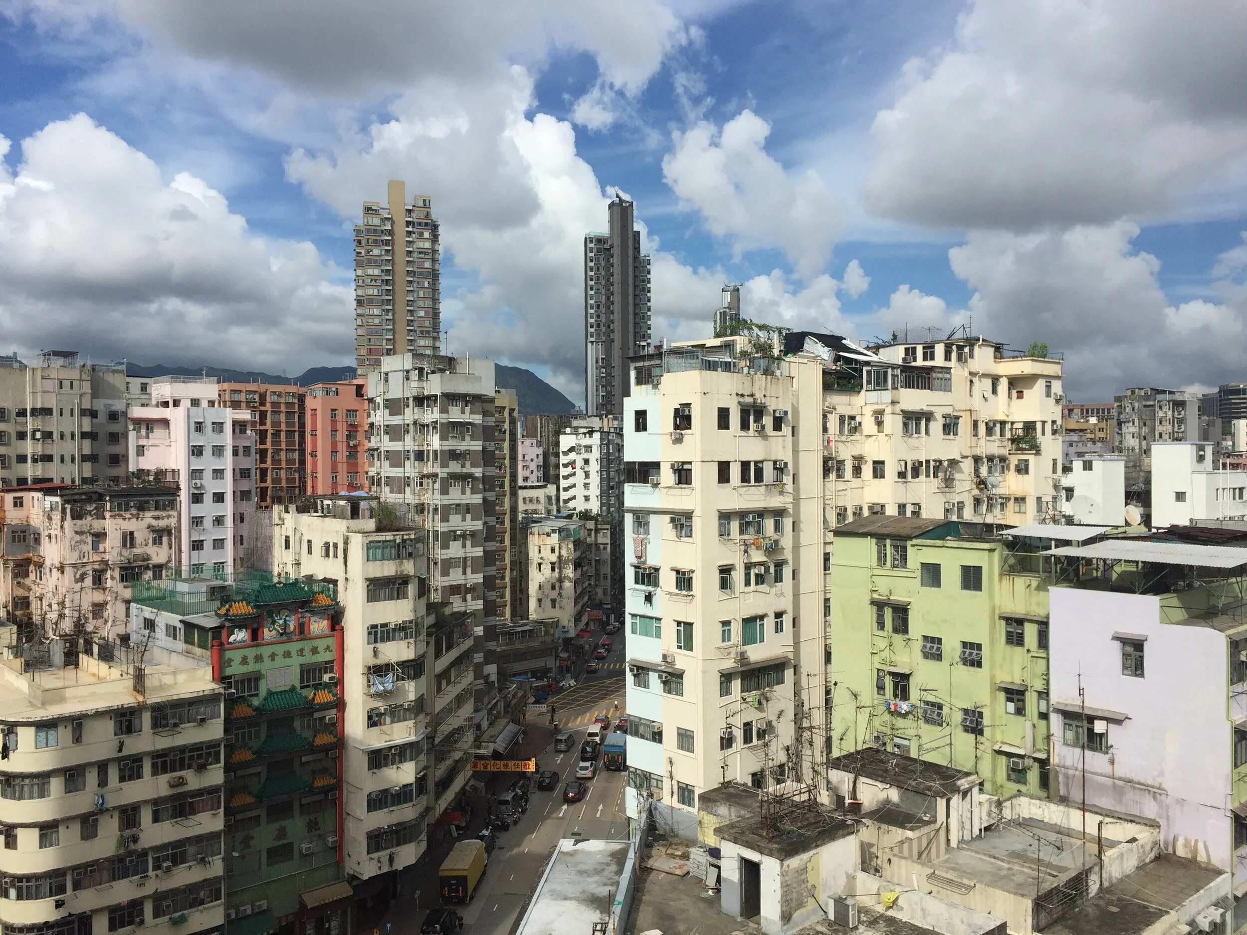 Vistas desde La Mansión al Sur de la Calle de los Arces