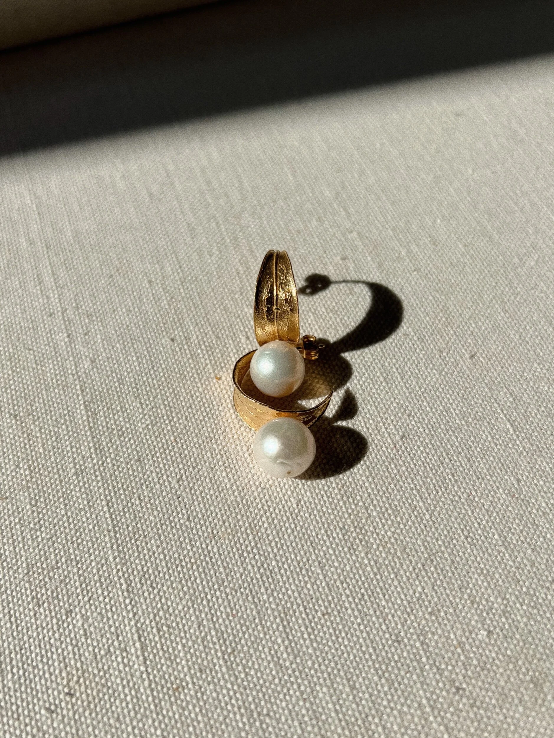 CCC63B2F-306D-4CDA-AA35-A0EFA8C0DD9E