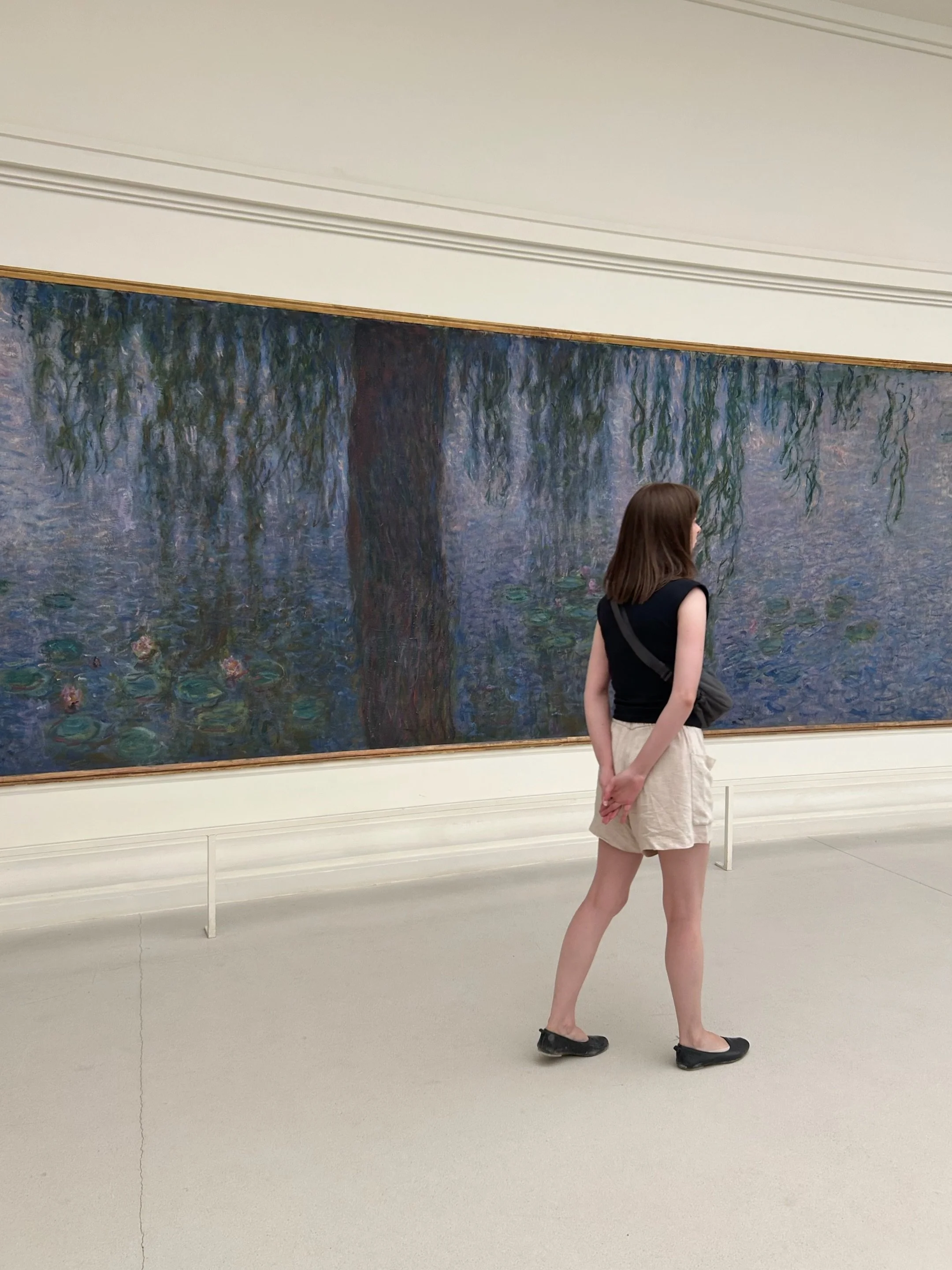 My kind of therapy 🪷
.
.
.
#mus&eacute;edorsay #museedelorangerie #parisartgallery #frenchimpressionism #masterpieces