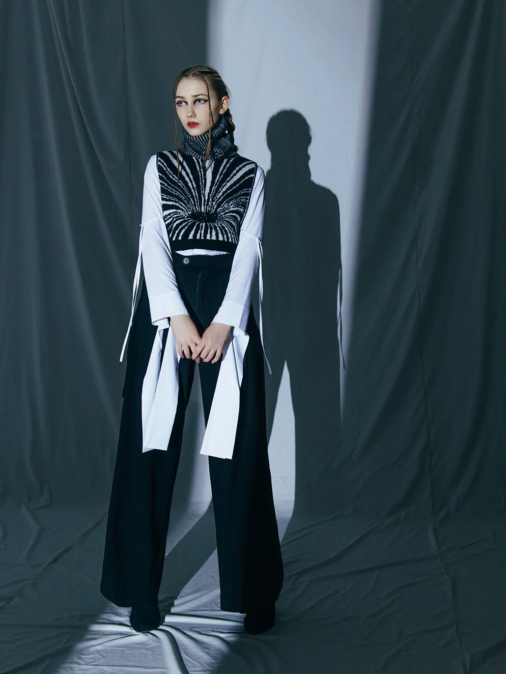 Look2_1.jpg