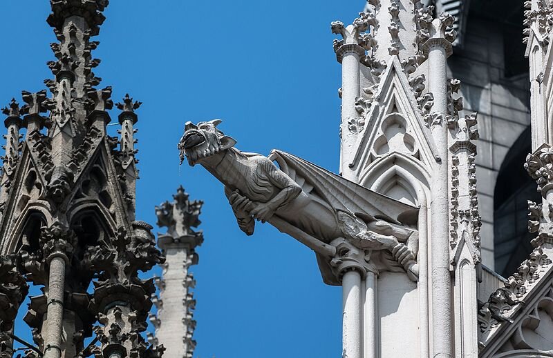  Gargoyle at the Cathedrale, Cologne, North Rhine-Westphalia, Germany (2014) by Dietmar Rabich.  Creative Commons License    “Attribution-ShareAlike 4.0 International”   