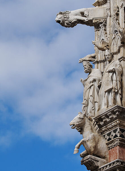  Gargoyles and Saints of Siena Cathedral facade, built 11-13. century, Italy by  Petar Milošević . This file is licensed under the  Creative Commons   Attribution-Share Alike 4.0 International  license.    