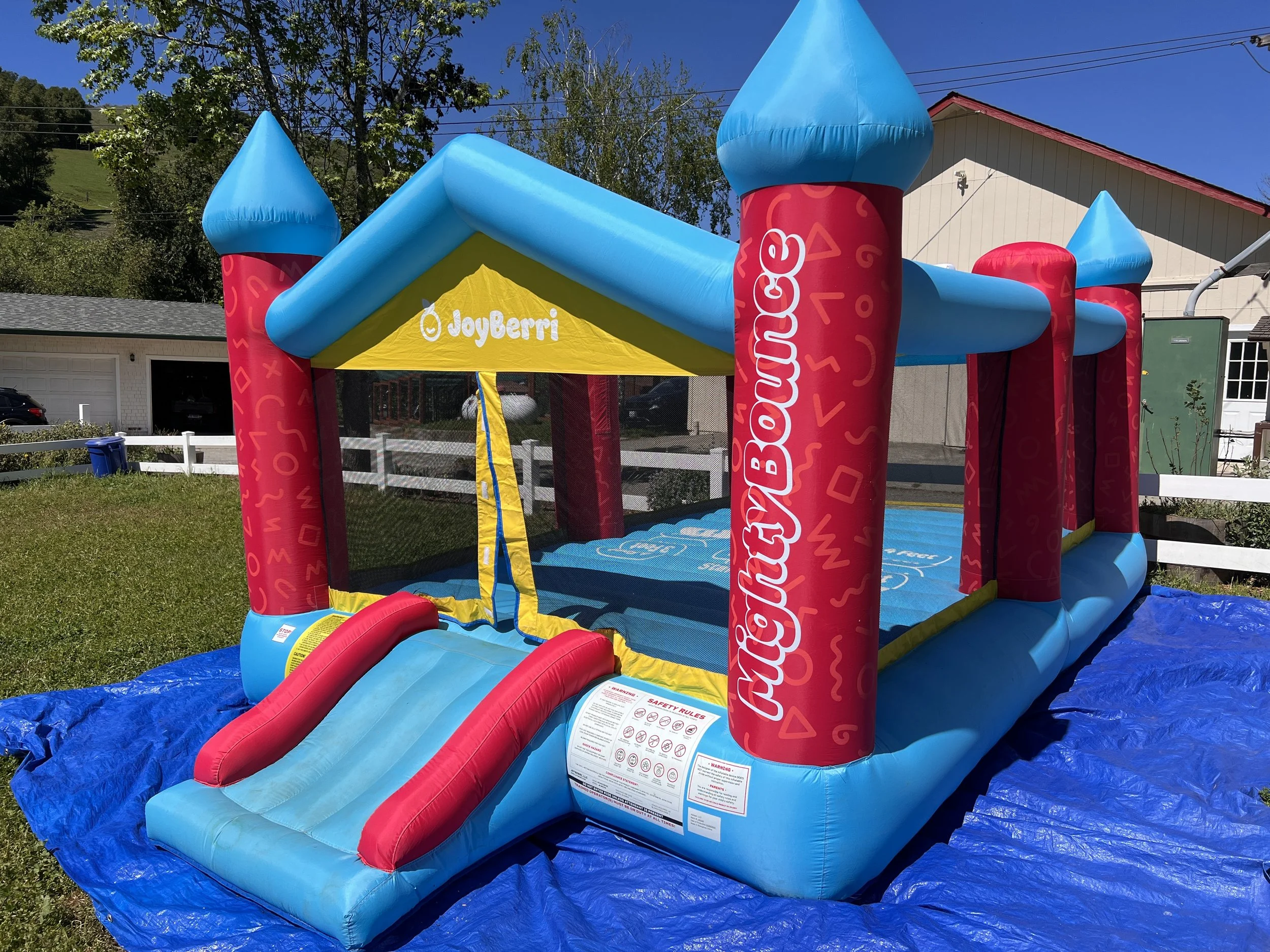 Bounce House for littles on the lawn at Heirloom East Bay