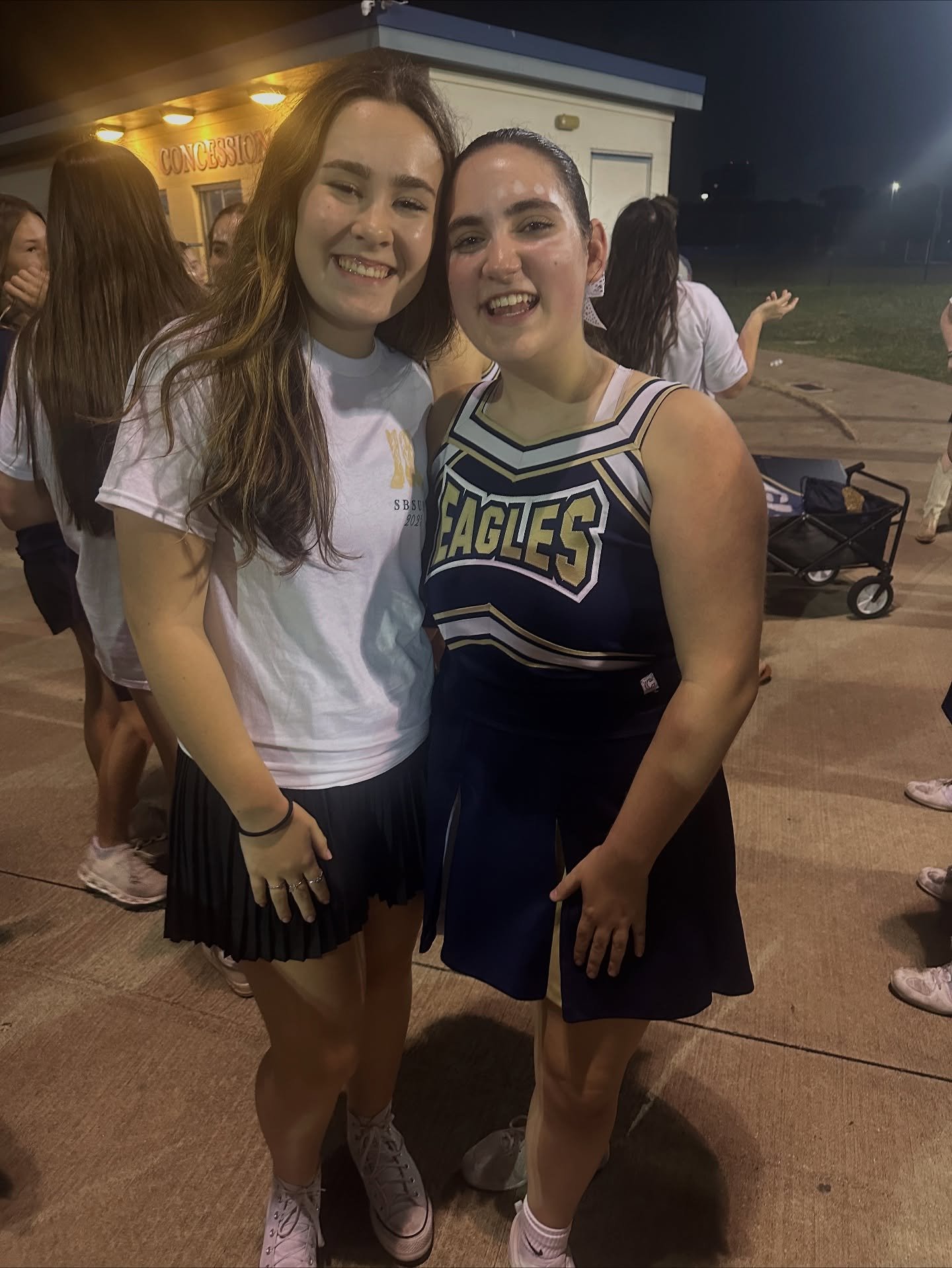 SBSUM Hoco 2025! Love my girl! She is light and fun and we are so grateful for this year and these people. There is nothing sweeter than having so many people tell us how great Emma is and that she is such a great addition to this school. We have tru