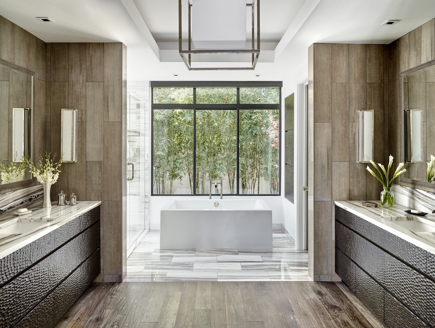 Photographer:  Werner Segarra  / Interior design:  DeCesare Design Group  / © Beautiful Kitchens &amp; Baths 