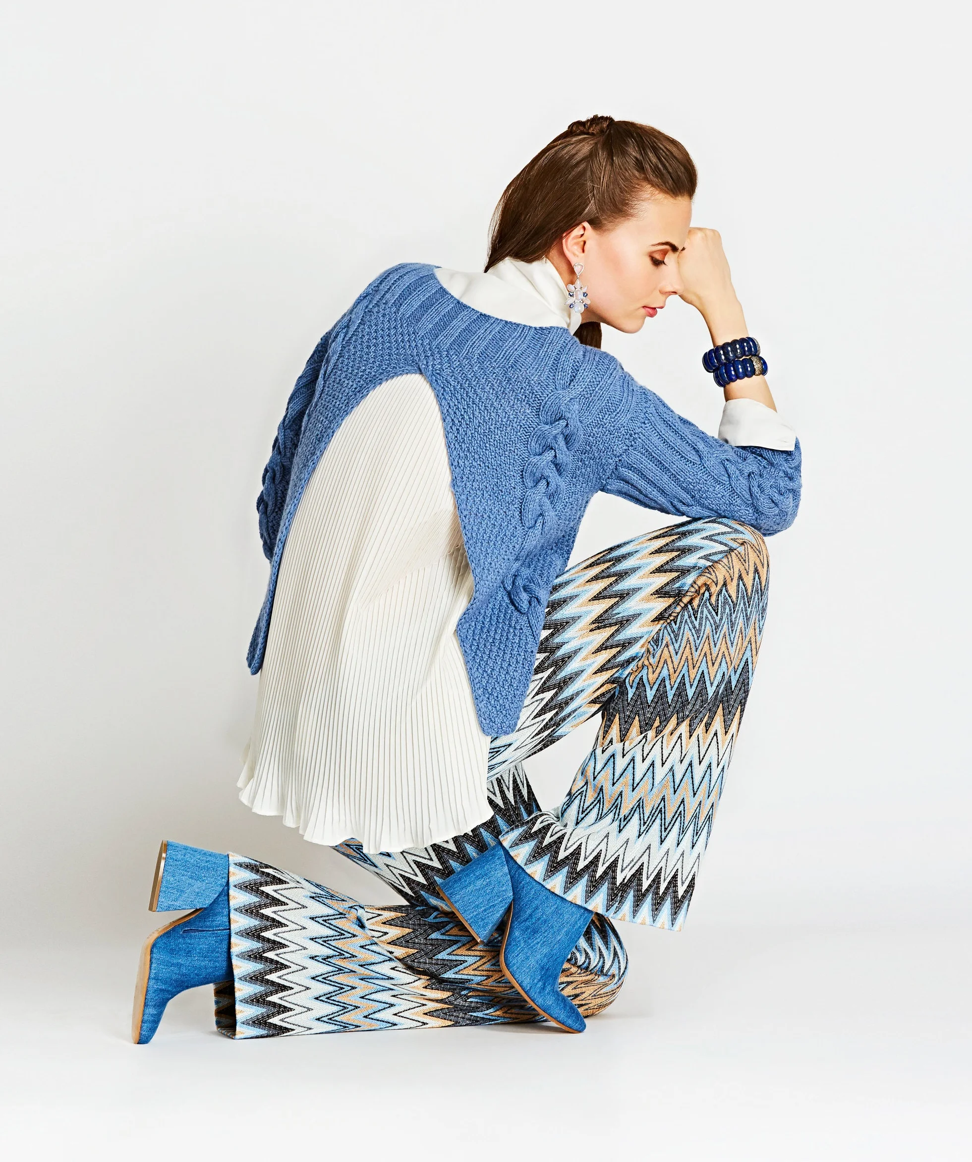 Knit_Rosie_blue2.jpg