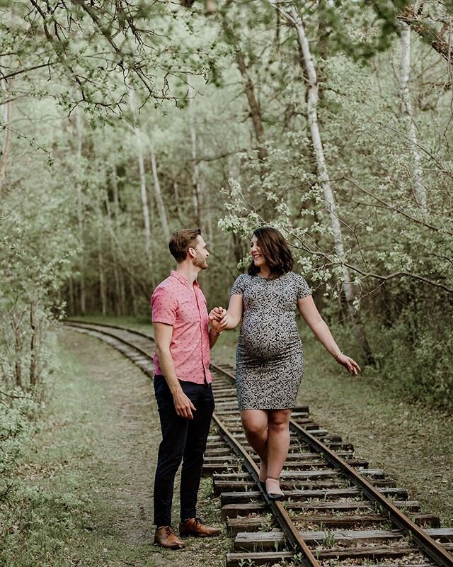 Dreamy💕
These two are soon to be parents!! I can&rsquo;t wait to see their little bundle!🥰 #winnipegphotographer #winnipegphotography #winnipegmaternity #winnipegphotographers #maternityphotography #maternityphotoshoot #maternityphotographer #lifes