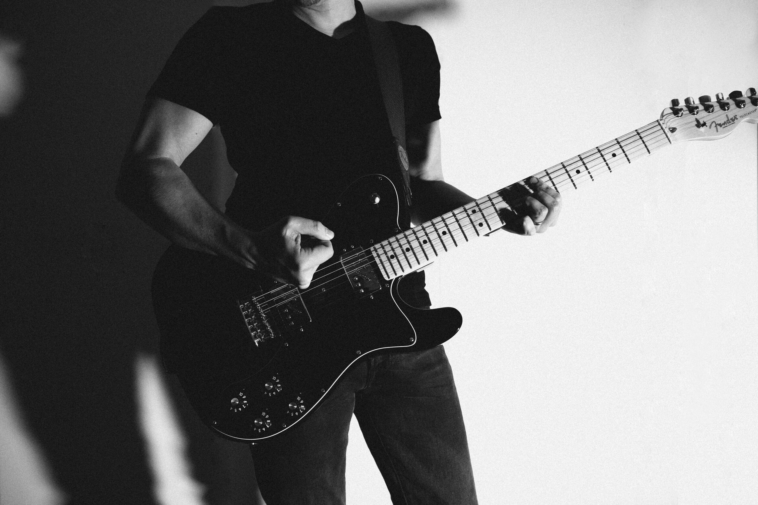Guitar2.jpg