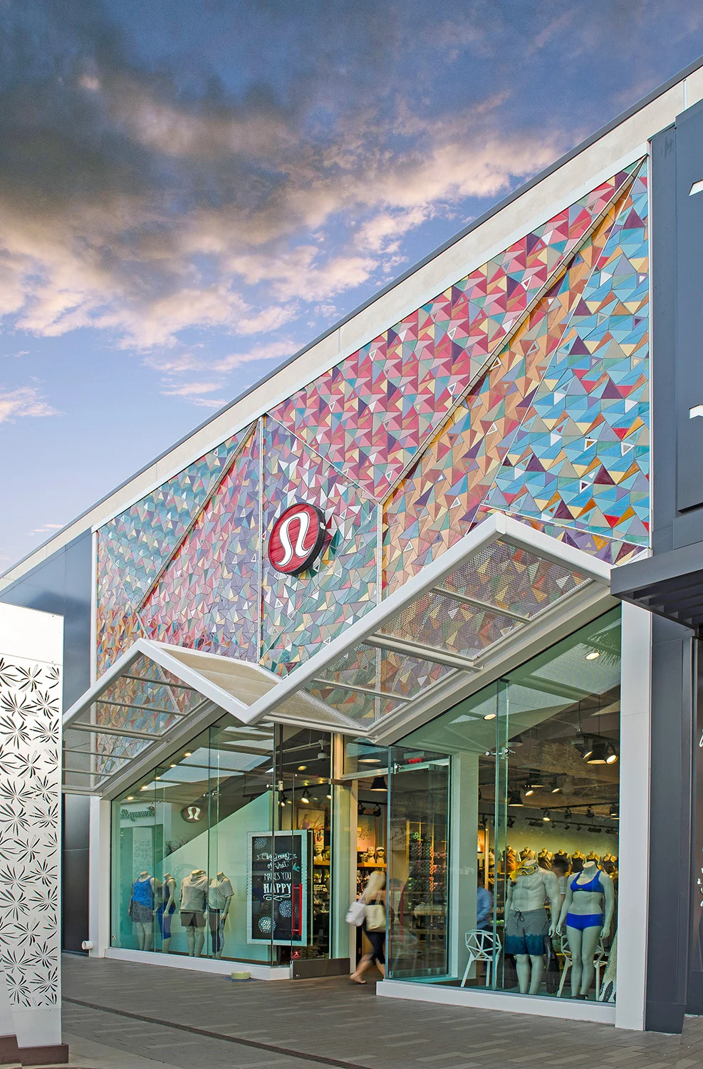 Lululemon.jpg