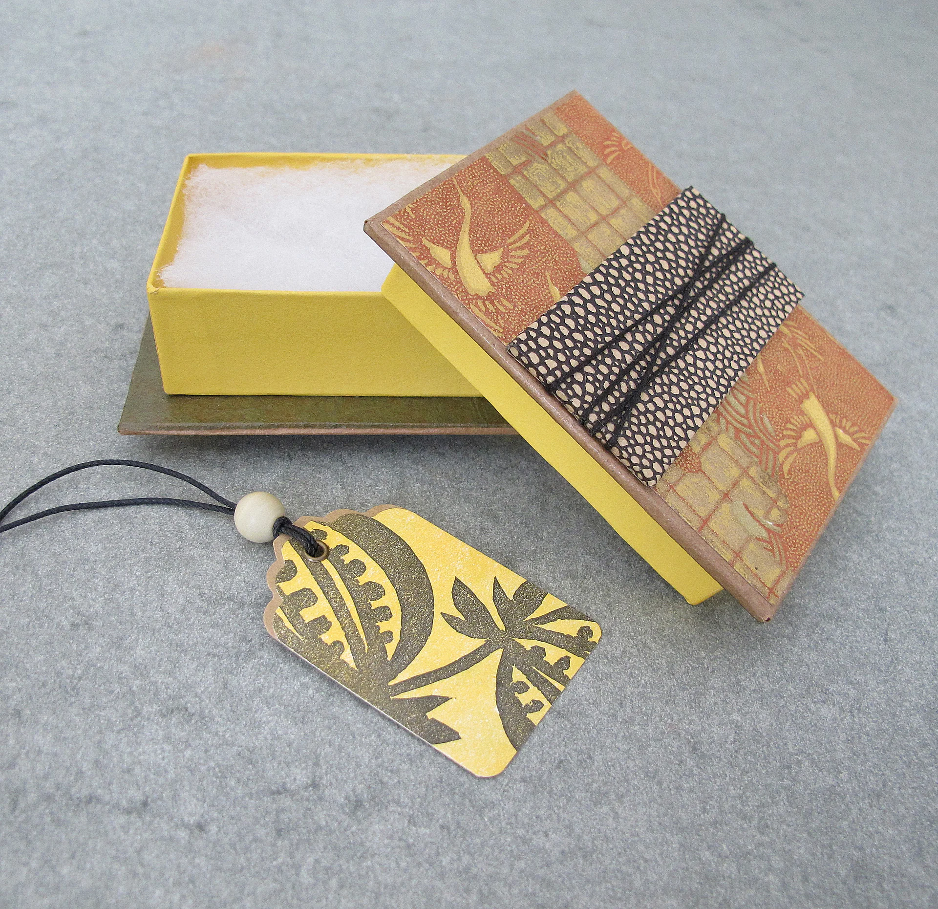 dec-box-4.jpg