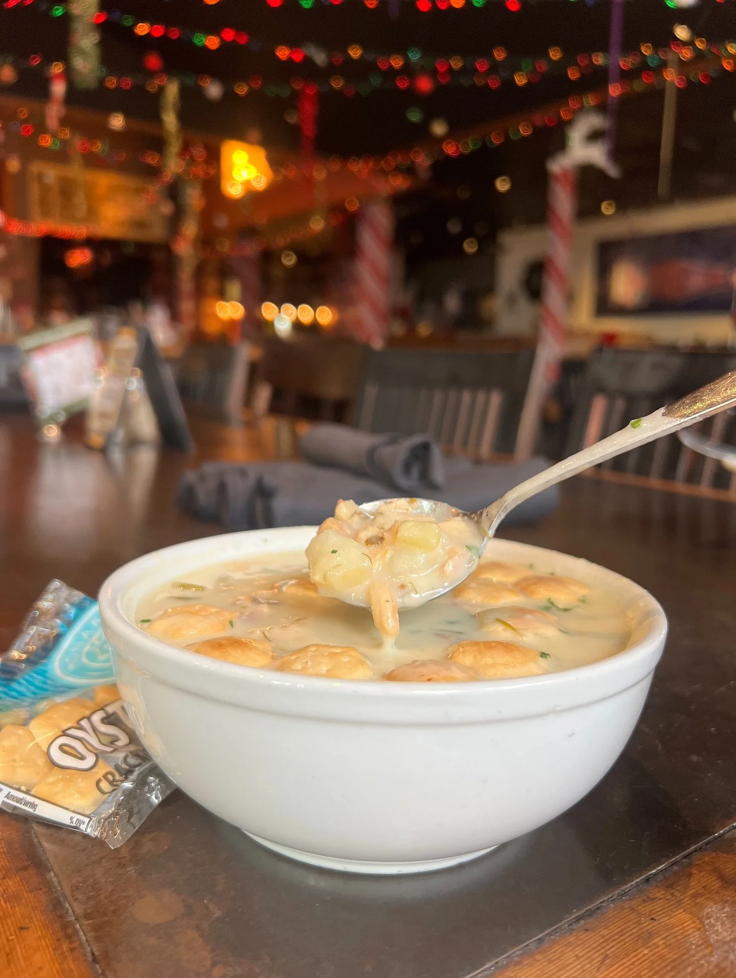 The specials this week are pure comfort:
🥣 New England Clam Chowder
🍝 Braised Short Rib Ravioli
🍰 Neapolitan Mousse Cake

Available now through December 11!

#novato #marin #northbay #hopmonk #novatofoodie #newenglandclamchowder #letseat #northbay