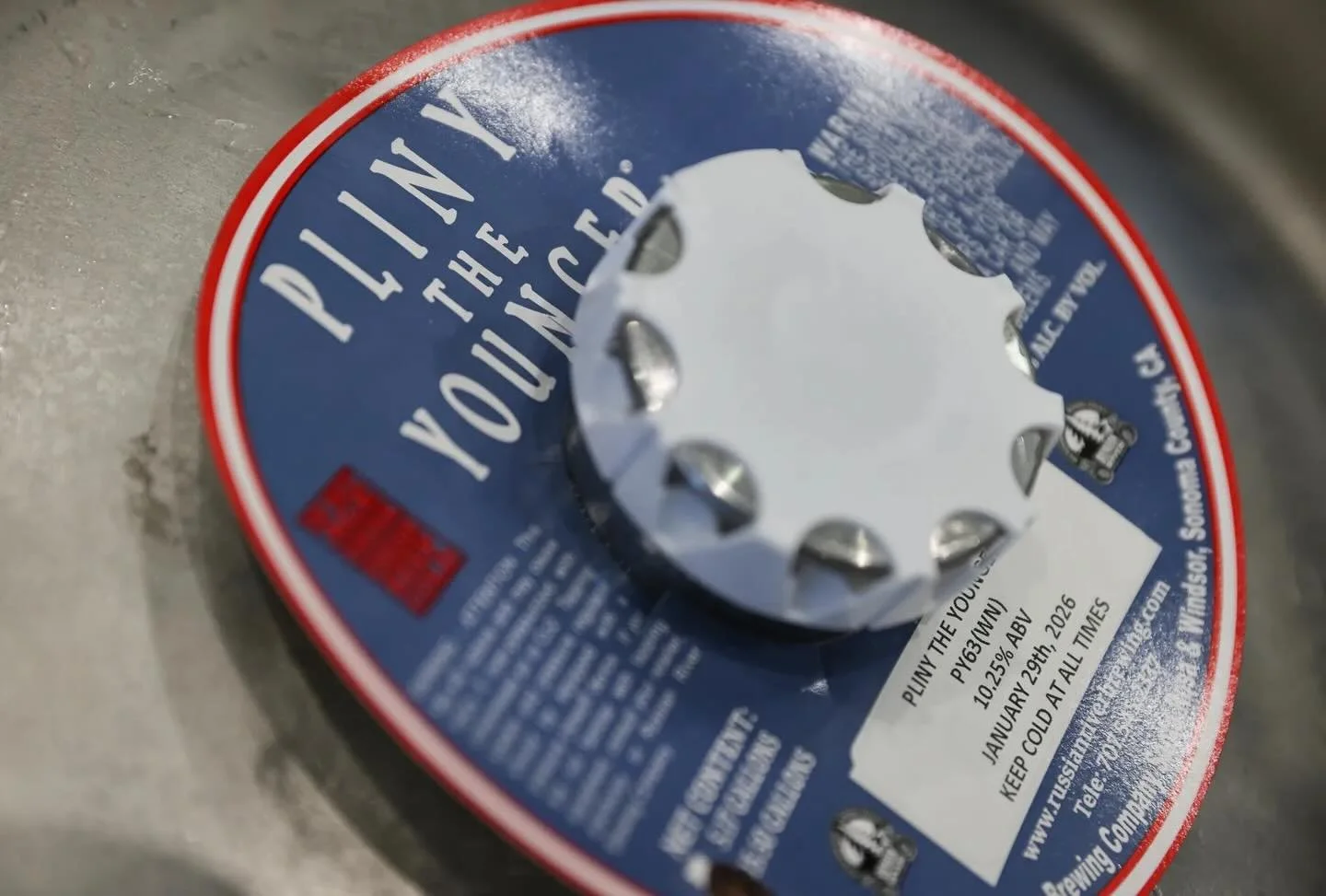 THIS SUNDAY, FEB. 8 
Pliny the Younger 🍺 + Football 🏈
at HopMonk - Novato, CA

HopMonk Novato will have Pliny the YOUNGER on draft all day this Sunday while supplies last! 

Our music venue, the Session Room, will have a large projector screen setu