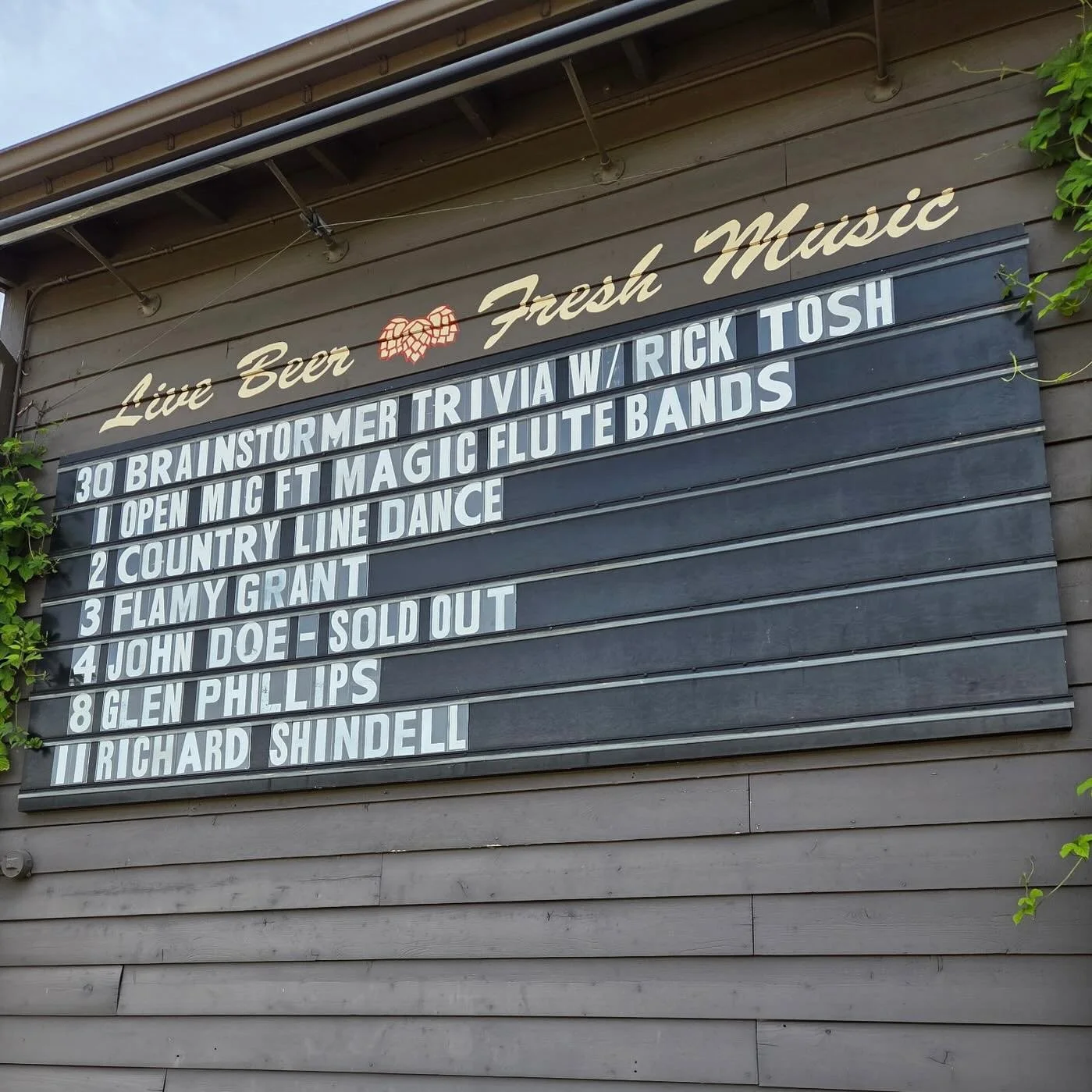 Freshly updated marquee for your viewing pleasure! 🎶